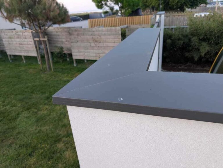 Couvertine angle mur vannes